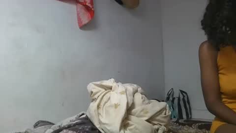 ornellahhh online show from November 9, 7:12 am