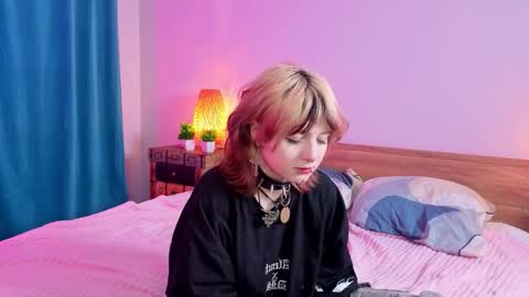 Ashley online show from October 30, 6:19 pm