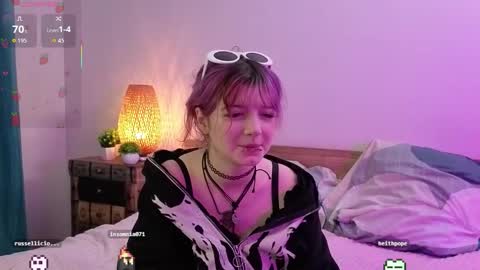 Ashley online show from September 20, 6:55 pm