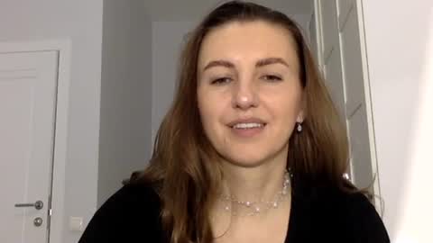 orvaline online show from April 22, 5:42 pm