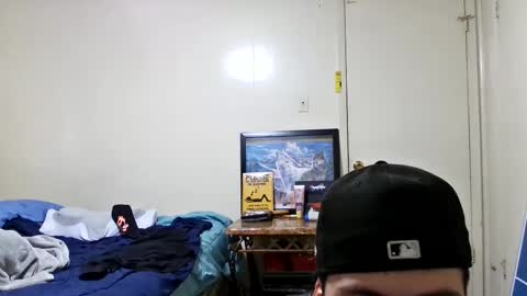 Snapshot of oscar1992toyota chatting on January 21, 7:28 pm oscar1992toyota online show from January 21, 7:28 pm