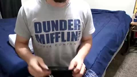 Snapshot of oscar1992toyota chatting on February 13, 7:03 am oscar1992toyota online show from February 13, 7:03 am