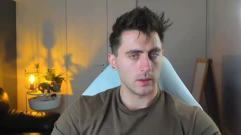 Oscar online show from October 18, 9:41 pm