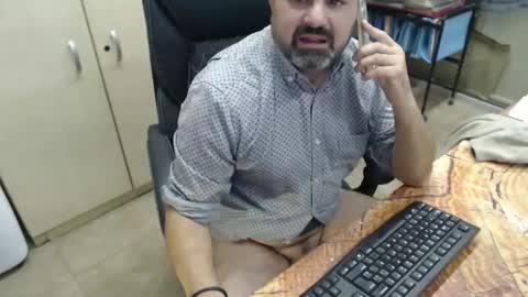 Oscar online show from November 28, 6:59 pm