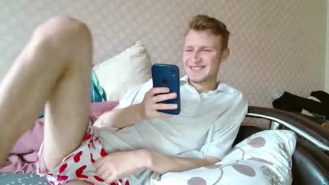 Oscar online show from November 2, 12:38 pm