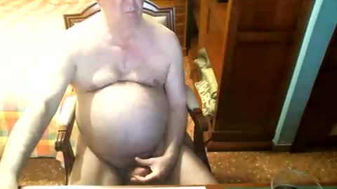 Oscar online show from April 28, 3:49 pm