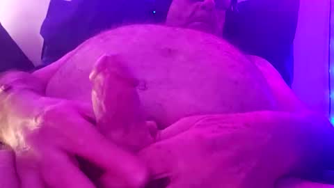 Snapshot of ou8124824 chatting on October 16, 4:28 pm ou8124824 online show from October 16, 4:28 pm