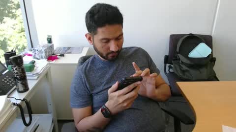 outdoornakedguy11_007 online show from February 12, 12:27 am