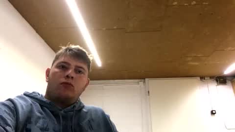 outflayd online show from January 14, 9:39 am