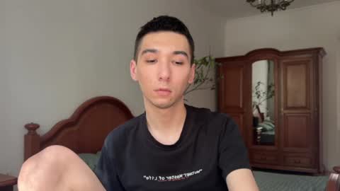 ovveroma online show from June 24, 12:01 pm