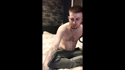 Owen kayz online show from February 25, 12:36 am