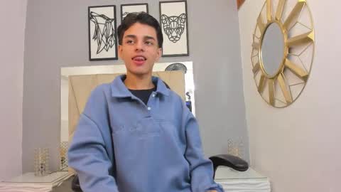 Snapshot of owen__johnson chatting on September 25, 12:23 pm Owen Johnson online show from September 25, 12:23 pm