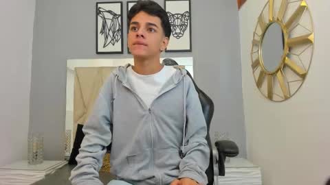 Snapshot of owen__johnson chatting on October 16, 11:54 am Owen Johnson online show from October 16, 11:54 am