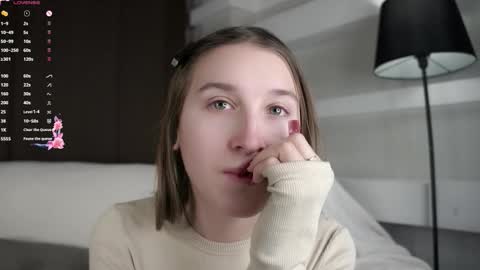 Caroline or just Lina online show from December 18, 1:45 am