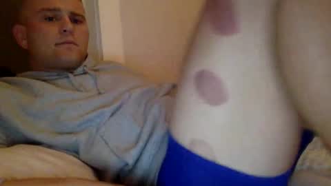 ozzysocks online show from March 13, 2:15 am