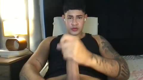 Javi    online show from January 17, 4:39 am