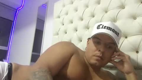 paisaexotico online show from October 25, 6:13 am