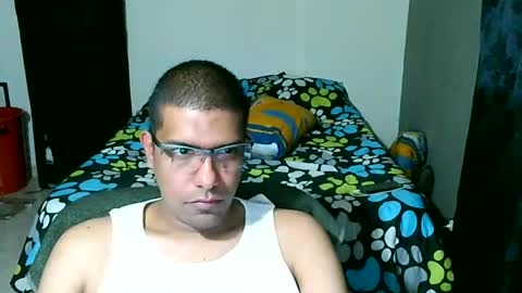paisita89100 online show from August 3, 1:29 am