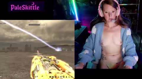 Snapshot of paleskittle chatting on October 4, 2:42 am Pale Skittle online show from October 4, 2:42 am