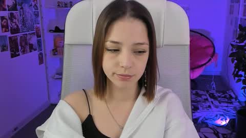 Pam online show from December 22, 3:30 pm