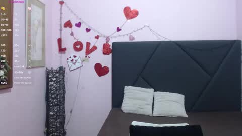 pamela_echeverria online show from April 9, 11:16 am