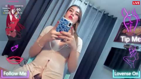 its your little AIRA online show from November 13, 7:00 am