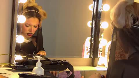 Snapshot of pamelamydreamys chatting on March 10, 10:34 pm Pamelamy online show from March 10, 10:34 pm