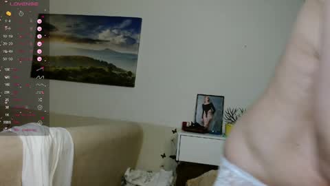 pamellamurphy online show from March 30, 1:27 am