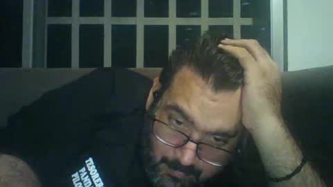 Snapshot of pandaguiar77 chatting on October 17, 5:44 am pandaguiar77 online show from October 17, 5:44 am