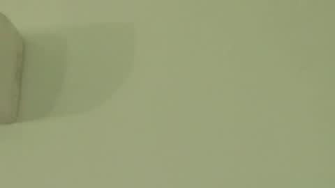 Leon online show from October 26, 8:08 pm