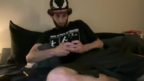 Snapshot of pantslesstraveler_plt chatting on September 18, 6:01 pm PantsLessTraveler online show from September 18, 6:01 pm