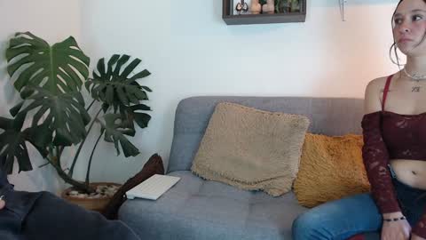 pantyhose_xxx_ online show from February 5, 7:53 pm