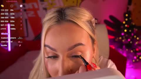 Lia online show from January 11, 1:50 pm