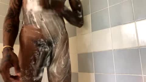 Papi Tai online show from September 12, 6:43 pm