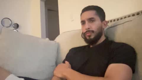 papicubano_guapo23cm online show from October 3, 4:32 am