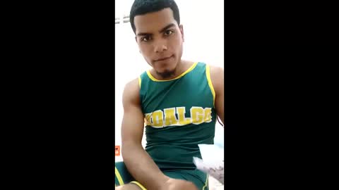 papiyosue online show from May 11, 4:04 pm