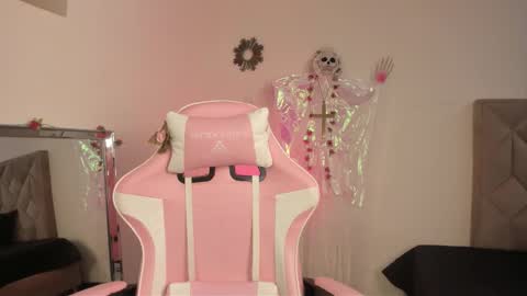 Paprika online show from October 26, 7:02 pm