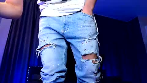 Paris online show from January 17, 11:35 pm