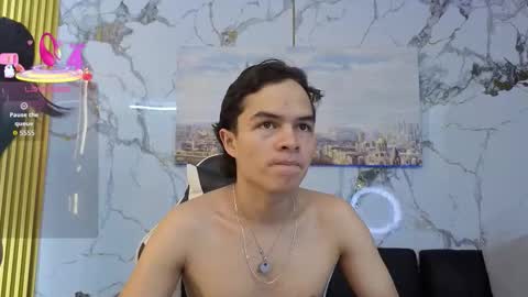 party_with_medellin23 online show from March 10, 9:29 pm