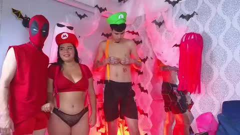 Danna online show from October 20, 1:38 pm