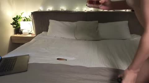 Anna online show from February 18, 8:58 pm