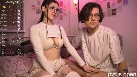 Zoe online show from November 21, 8:40 pm