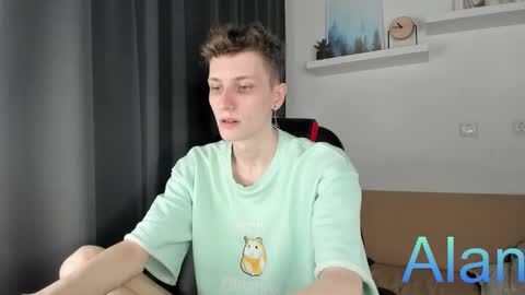 Alan online show from October 18, 3:38 pm