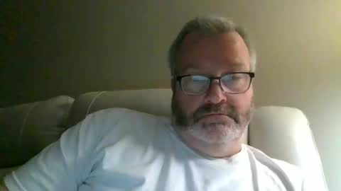 passporttraveler1 online show from April 17, 1:19 am