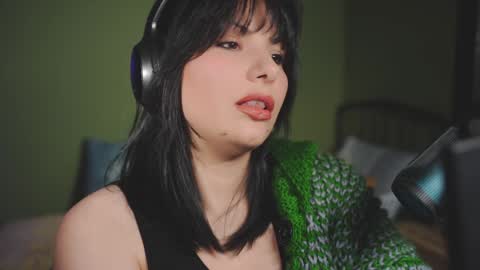 Patricia online show from January 1, 7:43 pm