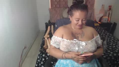 patty squirt87 online show from November 12, 4:26 am