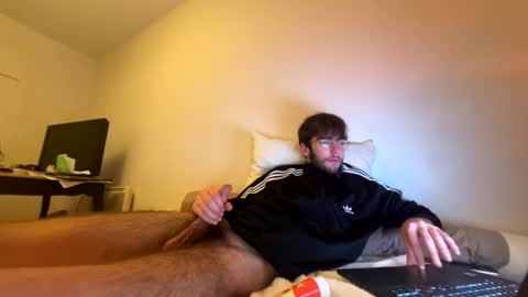paul442386 online show from May 8, 1:33 am