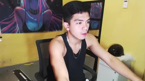 MrBigPaul online show from November 17, 8:33 pm