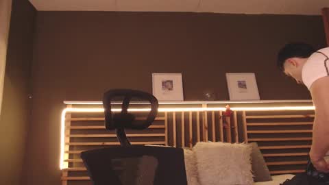 Paul online show from March 10, 12:17 pm