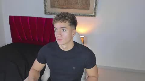 Paull George online show from February 2, 9:33 pm